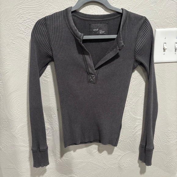 aerie Tops - Aerie Dark Gray Fireside Long Sleeve Henley Notch V-neck T-Shirt Size XS